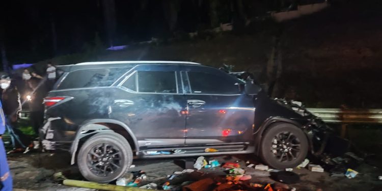 Kecelakaan Maut di Tol Permai, 2 Orang Penumpang Colt Diesel Tewas Ditabrak Fortuner