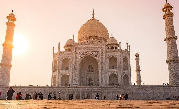 Ternyata, Taj Mahal Bukan Monumen yang Paling Banyak Dikunjungi Wisatawan Mancanegara