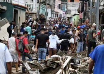 Venezuela longsor: Sedikitnya 22 orang tewas, lebih dari 50 hilang setelah sungai meluap