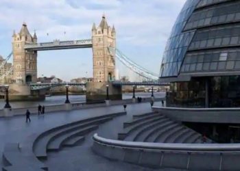 Pemerintah Liz Truss mungkin harus memangkas 200.000 pekerjaan agar tetap bertahan