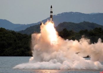 Korea Utara mengatakan uji coba peringatan nuklir ke Korea Selatan dan AS