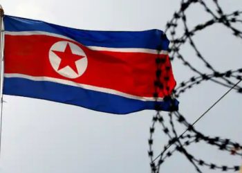 Korea Utara menguji coba rudal balistik lain ke laut