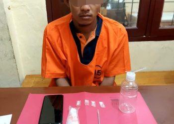 Polsek Kampar Kiri Hilir Tangkap Pelaku Narkoba Dirumahnya