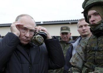 Putin: Barat Sedang Hancur oleh Hegemoni Mereka Sendiri