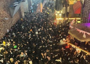 Memahami Crowd Crush, Desak-desakan yang Berujung Kematian