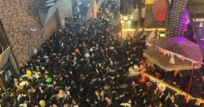 Memahami Crowd Crush, Desak-desakan yang Berujung Kematian