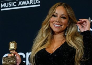 Mariah Carey Mau Patenkan ‘Queen of Christmas’, Tapi Ditolak!