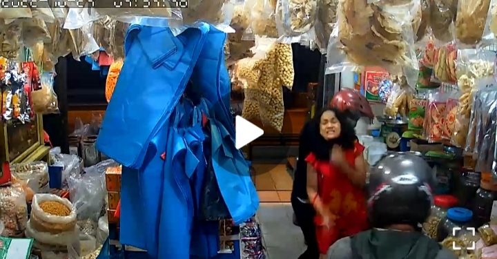 Terekam CCTV, Dua Perampok Aniaya Pemilik Toko Kelontong di Tanjungpinang