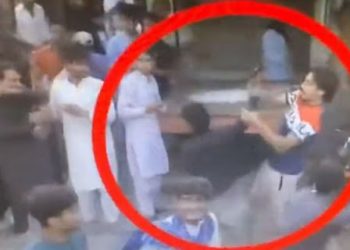 Eks Perdana Menteri Pakistan Imran Khan Ditembak, Alami Luka di Bagian Kaki