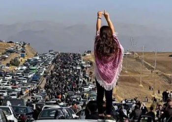 Iran menangkap aktris terkemuka karena mendukung protes anti-hijab