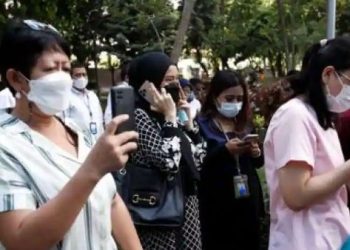 Gempa kuat mengguncang ibu kota Indonesia, Jakarta