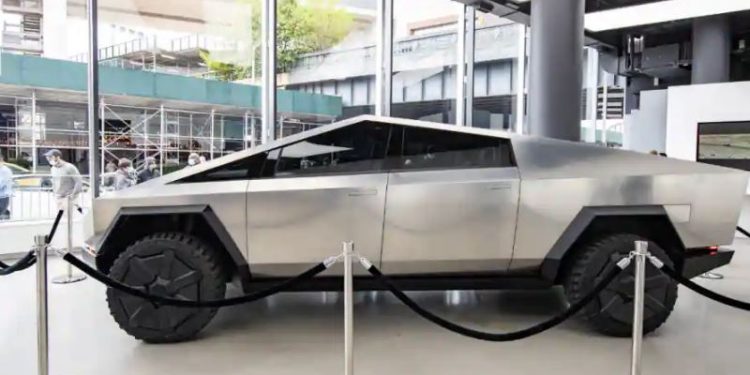 Tesla berencana memulai produksi massal untuk Cybertruck pada akhir 2023