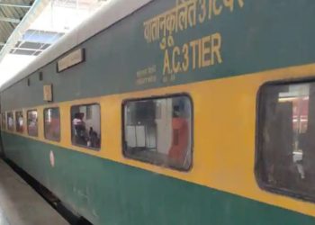 Mayat ditemukan terkunci di toilet kereta India setelah melakukan perjalanan lebih dari 560 mil