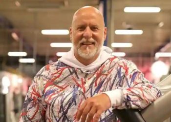 Miliarder Jerman Rainer Schaller dan jenazah putranya diidentifikasi setelah kecelakaan Karibia