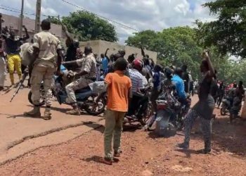 Serangan di Mali oleh kelompok ISIS merenggut nyawa hampir 30 orang