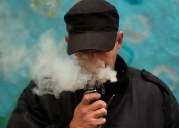 Penelitian Ungkap E-rokok tidak aman, membuat pembuluh darah permeabel dan merusak fungsi tubuh