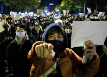 Lagi, Warga Demo di Guangzhou China Bentrok dengan Polisi