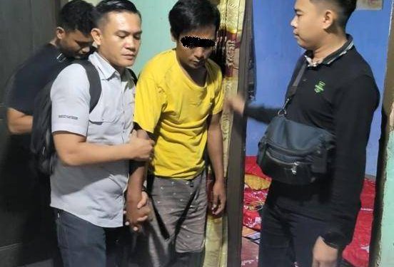 Larikan Ribuan Dus Air Minum, Supir Gudang di Pekanbaru Ditangkap di Banten