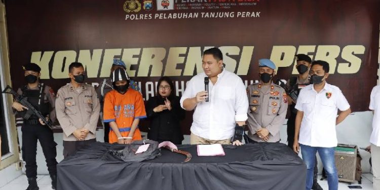 Berawal Saling Pandang, Pria Surabaya  Celurit Orang di Jalan hingga Tewas