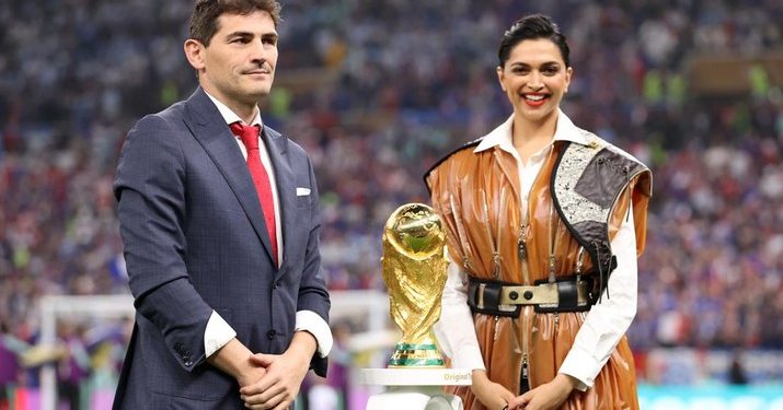 Siapakah Deepika Padukone? Artis Pembawa Trofi Piala Dunia