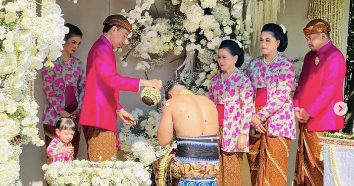 Serba Pink, Potret Jokowi di Acara Siraman Kaesang-Erina