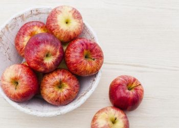 7 Buah Penurun Kolesterol Tinggi: dari Tomat Sampai Pepaya