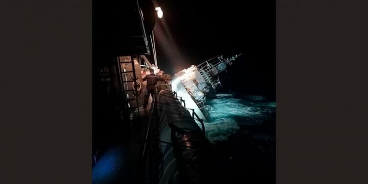 Kapal Perang Thailand Tenggelam, Angkatan Laut Cari 33 Marinir yang Hilang