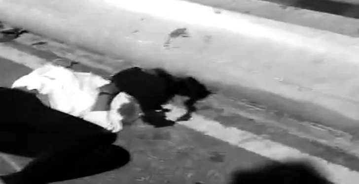 Diduga Asyik Berswafoto, Pasangan Kekasih Terjatuh Dari Atas Jembatan Fly Over SKA