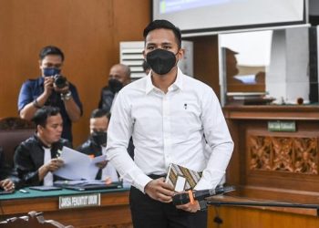 Putri Candrawathi Perintahkan Eliezer Hilangkan Jejak Sidik Jari Sambo
