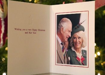 Akhirnya Dirilis, Ini dia Kartu Natal Pertama Raja Charles