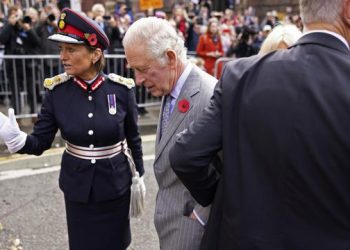 Pelajar Inggris Terancam 6 Bulan Di Penjara Setelah Melempar Telur ke Raja Charles