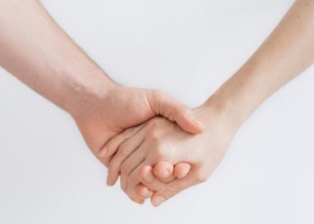 Hal Sepele Ini Bikin Orang Gampang Selingkuh, Gak Nyangka!