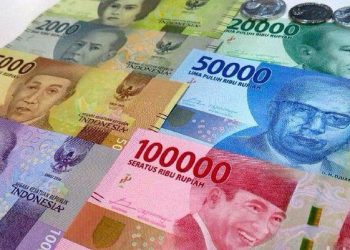 Menggunting Uang Rupiah Bisa Didenda Rp1 M, Ini Aturannya
