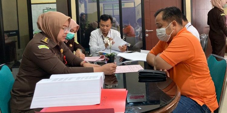 Pengusaha di Kota Padang Ditahan Kejari karena Dugaan Pengelapan Pajak