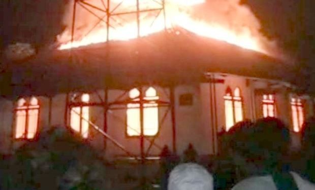 Pelaku Diduga ODGJ, Masjid di Garut Ludes Dibakar