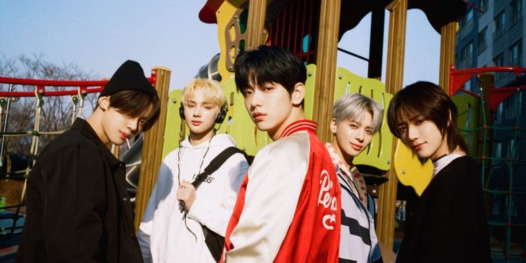 CD Tomorrow X Together Eps 4 Menjadi CD Penjualan Terbanyak di Amerika Serikat