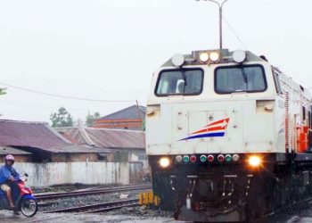 Begini Kronologi Dua Anggota Polisi Tewas Tertabrak Kereta Bogor-Jakarta