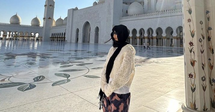 4 Fakta Masjid Sheikh Zayed yang Dikunjungi Jennie BLACKPINK