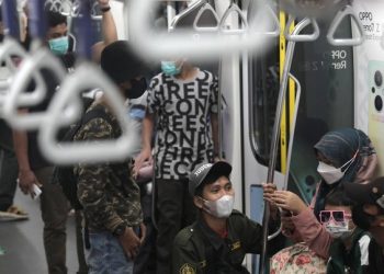 Benarkah Masyarakat Sudah Boleh Lepas Masker? Ini Kata Menkes