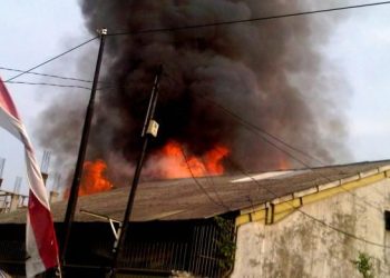 Dijanjikan Bantu Biaya Nikah Tapi Tak Ditepati, Remaja 17 Tahun Bakar Rumah Orangtuanya