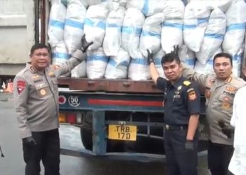 Kasus 2 Kontainer Barang Bekas Impor dari Singapura, 3 Orang Diperiksa Polisi