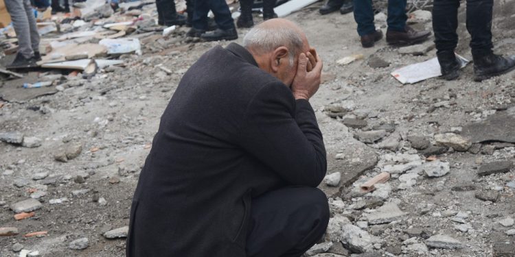 Setidaknya 386 Tewas di Suriah Setelah Gempa Turki