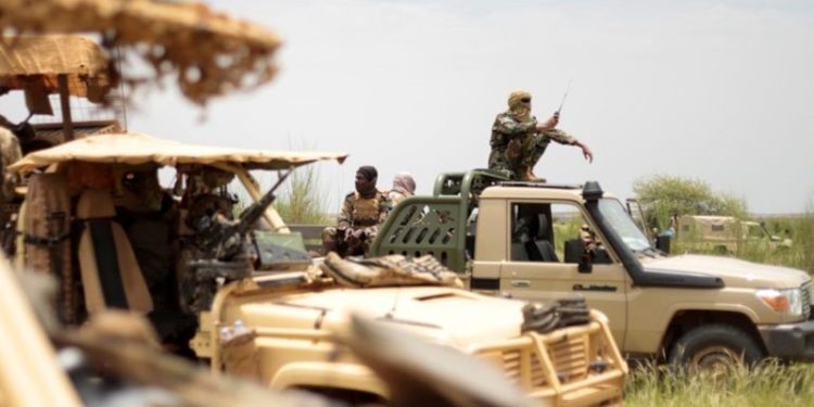 Tiga Pasukan Penjaga Perdamaian Senegal Tewas Usai Tabrak Peledak Rakitan di Mali