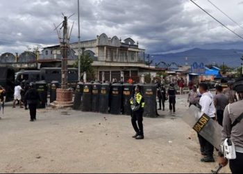 Wamena Rusuh Ratusan Polisi Siaga dan Geliat Ekonomi Lumpuh