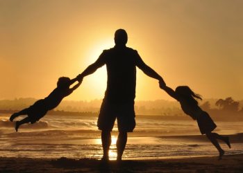 5 Tips untuk Ayah Supaya Tidak Mudah Memarahi Anak