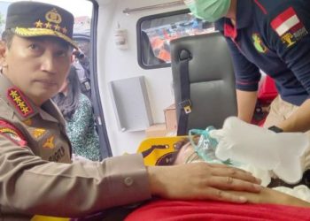 Berhasil di Evakuasi, Kapolda Jambi Langsung Dijenguk Kapolri