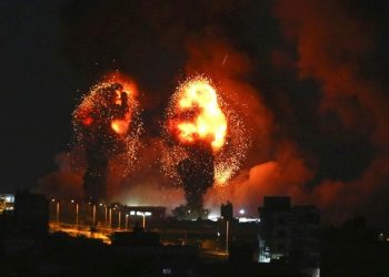 Israel Klaim Serang Pabrik Roket Hamas, Sejumlah Ledakan Guncang Gaza