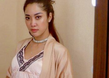 Gegara Aksi Buka Baju di Atas Panggung, Widi ‘Vierratale’ Dilaporkan Polisi