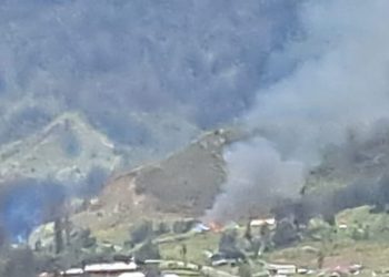 KKB Kembali Beraksi, Bakar Kantor Distrik dan Rumah Guru