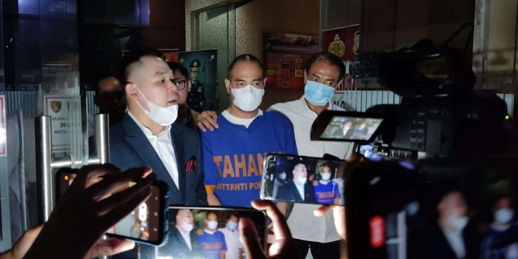 Memasuki Babak Baru, Ferry Irawan Siap Hadapi Sidang Kasus KDRT